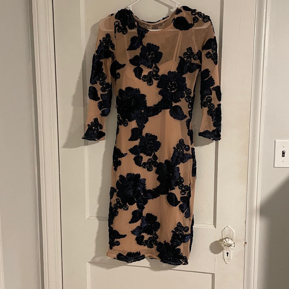 Mystic Los Angelos embroidered cocktail dress